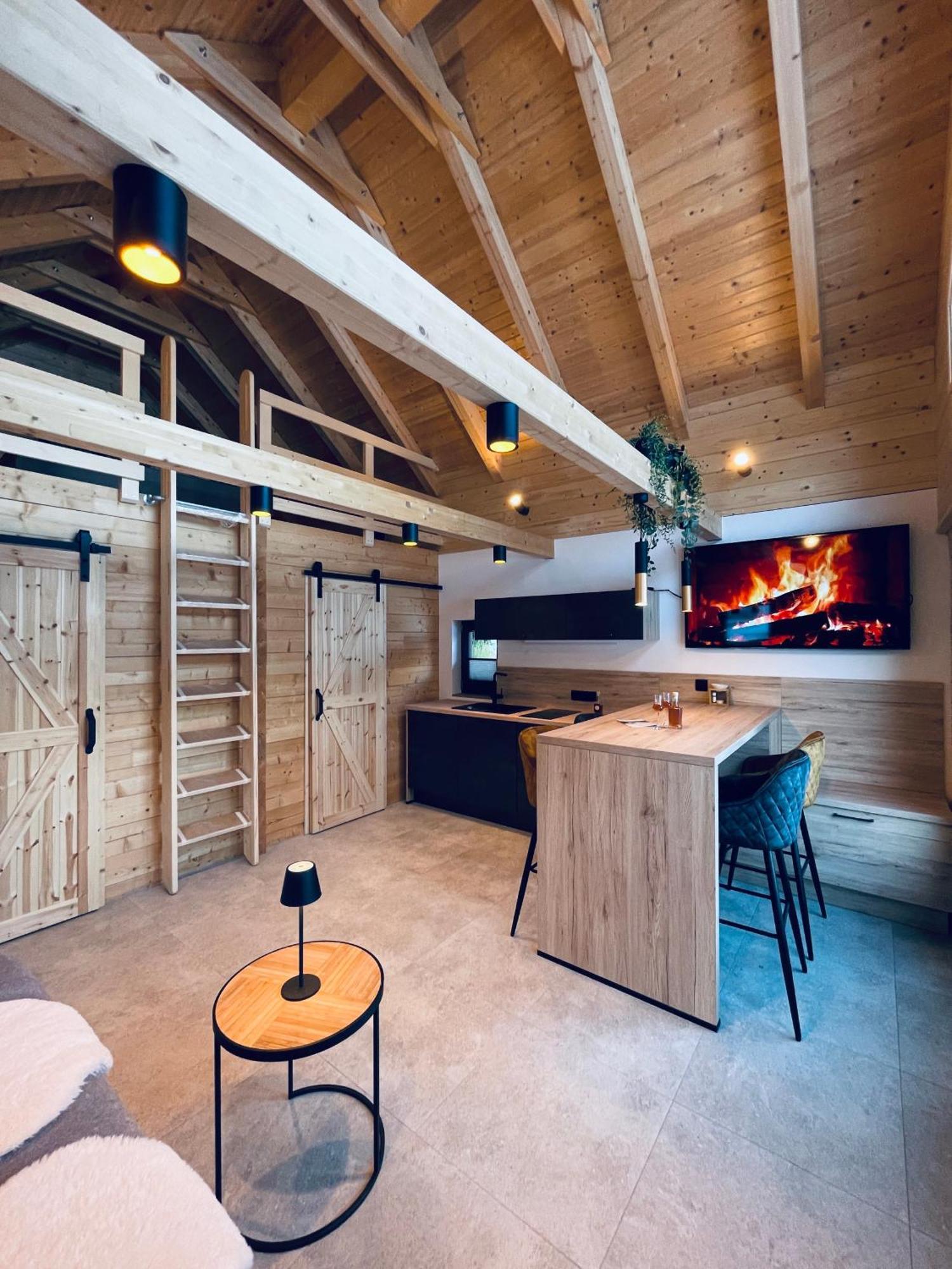 Radovna Chalet With Panoramic View Mojstrana Luaran gambar